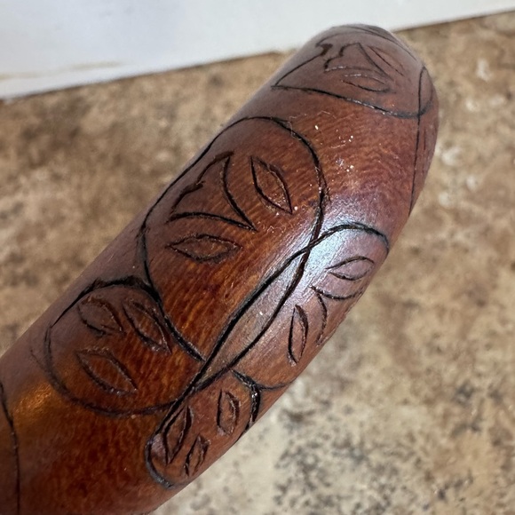 Elegant Brown Carved Wooden Bracelet - Picture 2 of 4